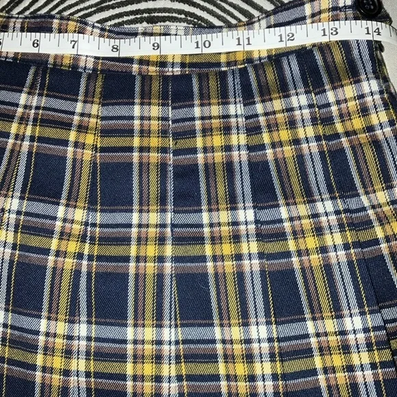 UNIFORM SKIRT  size medium - Picture 3 of 6
